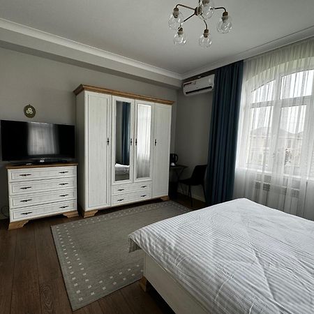 Aikol Guesthouse Privokzalnoye Kültér fotó