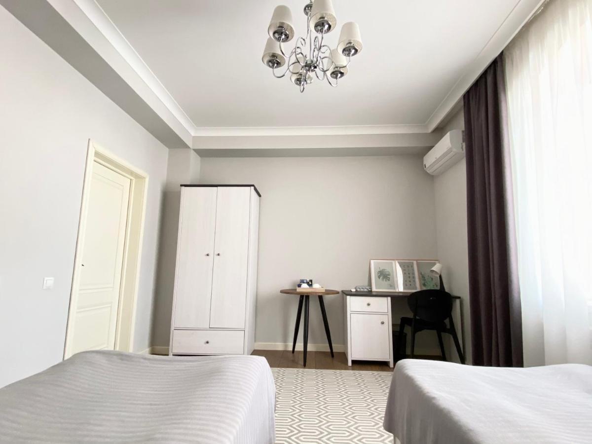 Aikol Guesthouse Privokzalnoye Kültér fotó