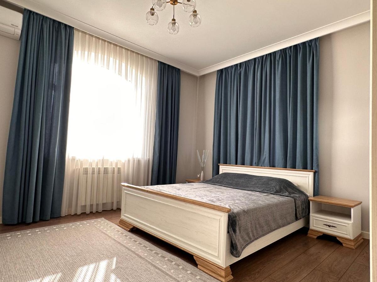 Aikol Guesthouse Privokzalnoye Kültér fotó